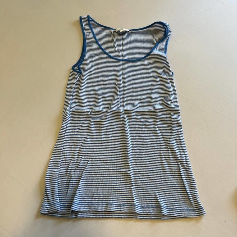 5/ $25  Ann Taylor Loft Blue White striped tank top XL
